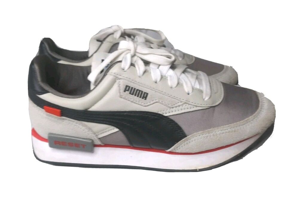 Puma Nintendo Future Rider NES Super Mario Jr Shoes Boys Size 5 C